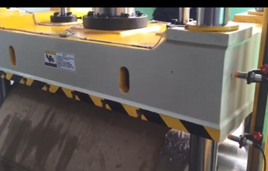 63T增速線(xian)軸包裝(zhuāng)塑料盒(hé)子