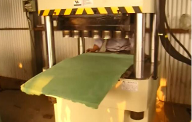 160T電動砂(shā)輪磨片(pian)成型液(yè)壓機