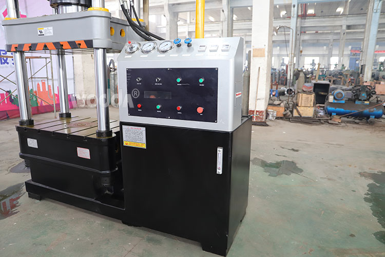 200噸四柱液壓機生産廠家 200噸四柱液壓機生産廠家