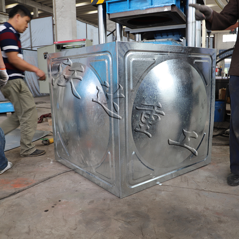 不鏽鋼水箱拉伸機生産廠家 不鏽鋼水箱拉伸機生産廠家