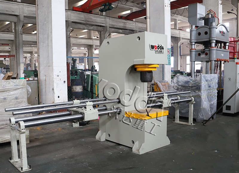 200噸單柱液壓機 200噸單柱液壓機