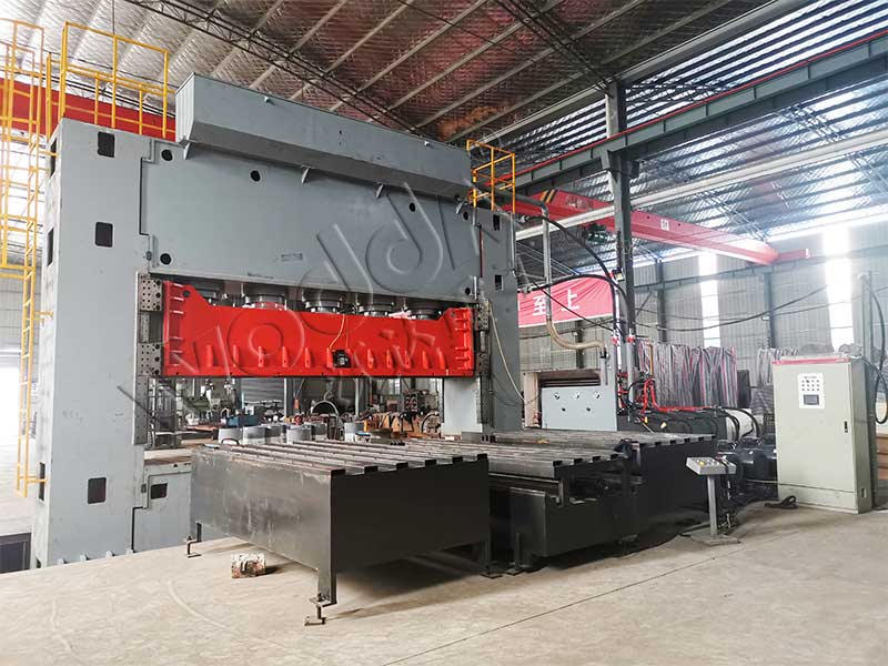 2000噸波紋闆成型液壓機