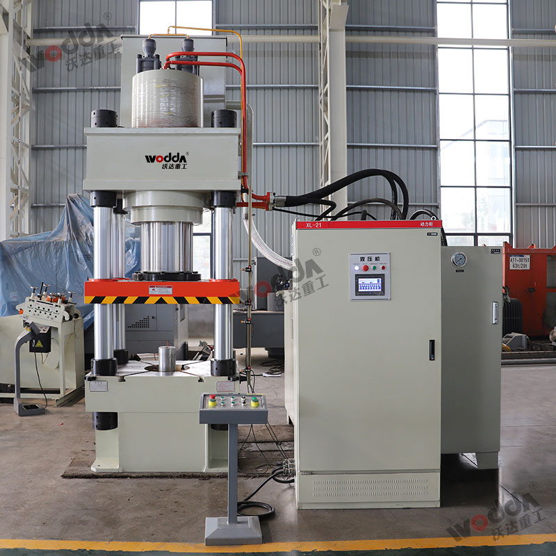 500噸熱模鍛液壓機 500噸熱模鍛液壓機