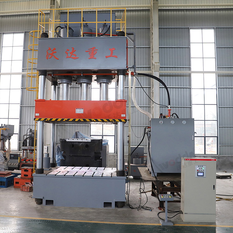 1250噸複合材料四柱液壓機 1250噸複合材料四柱液壓機