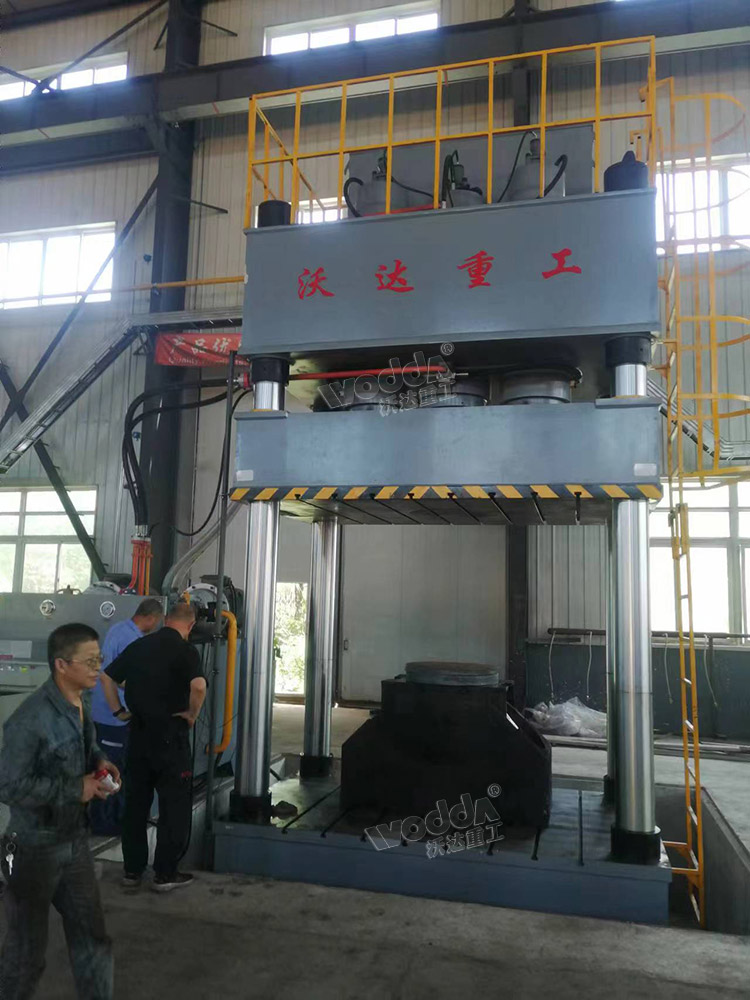 1000噸鋼管折彎成型液壓機試機 1000噸鋼管折彎成型液壓機試機