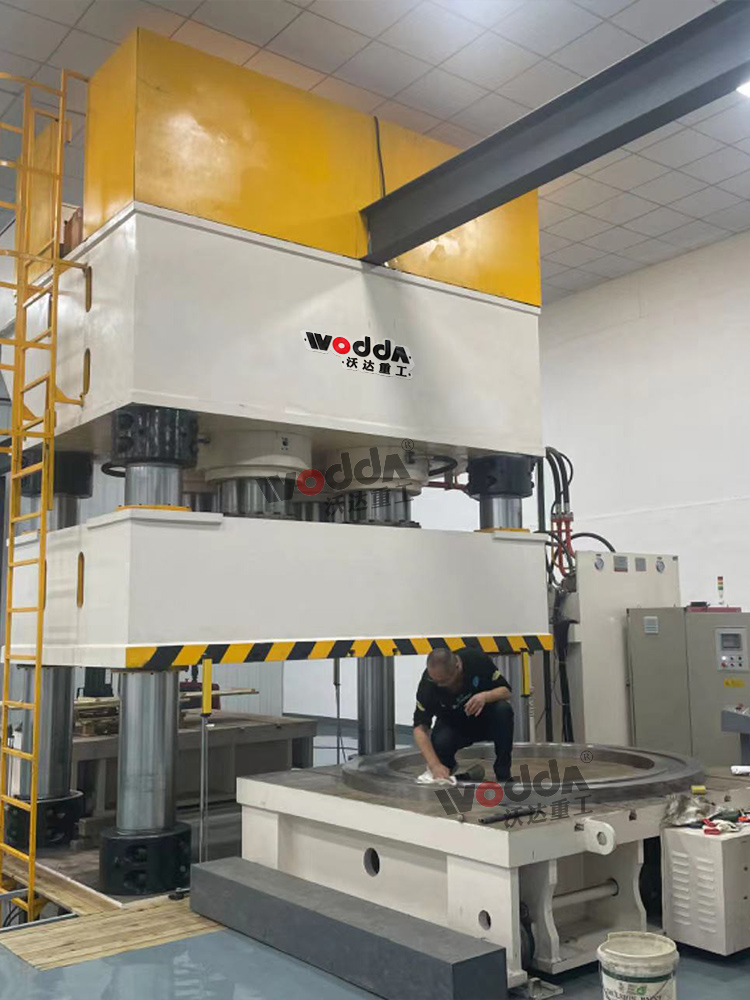 3000噸粉末成型四柱液壓機 3000噸粉末成型四柱液壓機