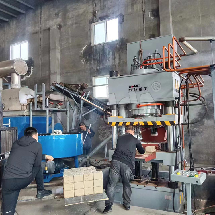 630噸鹽磚機 630噸鹽磚機