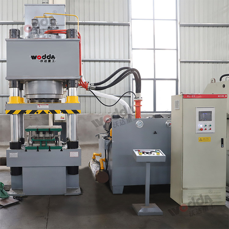 500噸三梁四柱液壓機 500噸三梁四柱液壓機