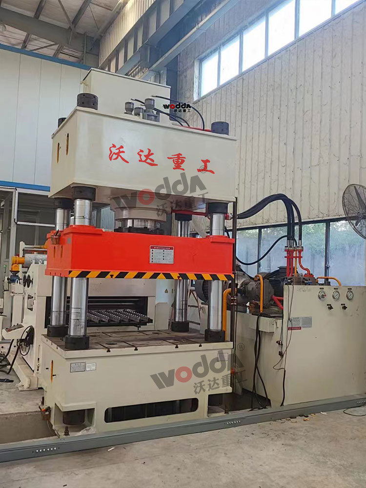 液壓墊500噸四柱液壓機 液壓墊500噸四柱液壓機