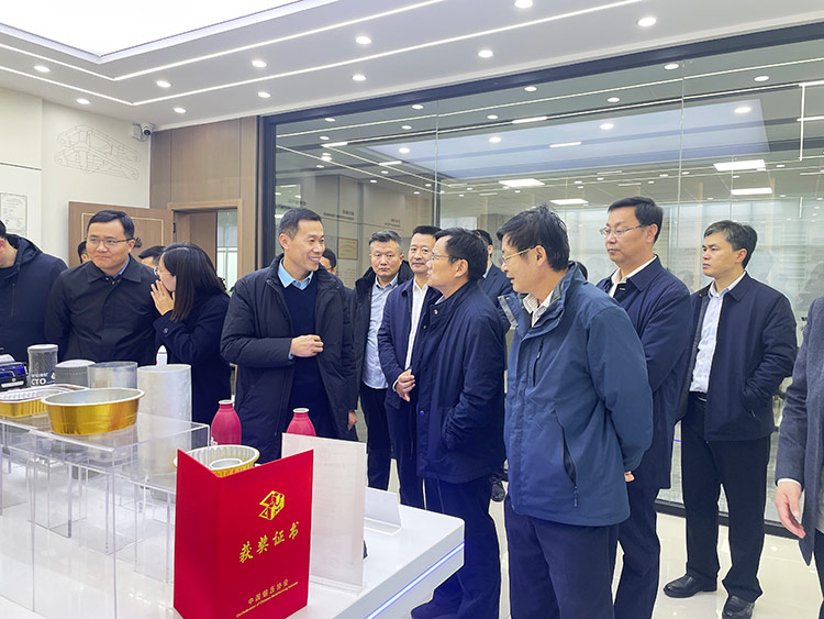 滕州市政協副主席董鴻洋聽取长春昌兴传感器制造有限责任公司(4G网站)董事長劉衛東項目推進情況 滕州市政協副主席董鴻洋聽取长春昌兴传感器制造有限责任公司(4G网站)董事長劉衛東項目推進情況