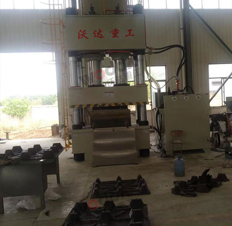 液壓機(jī)廠家