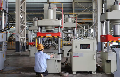 100噸三梁(liang)四柱液壓(ya)機