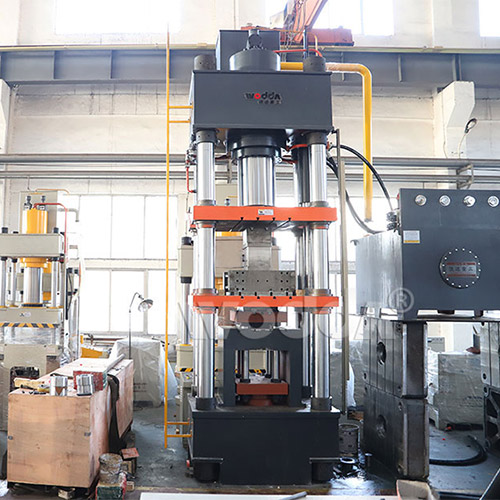 匣缽(bō)成型設備_800噸匣(xia)缽成型液壓機(jī)